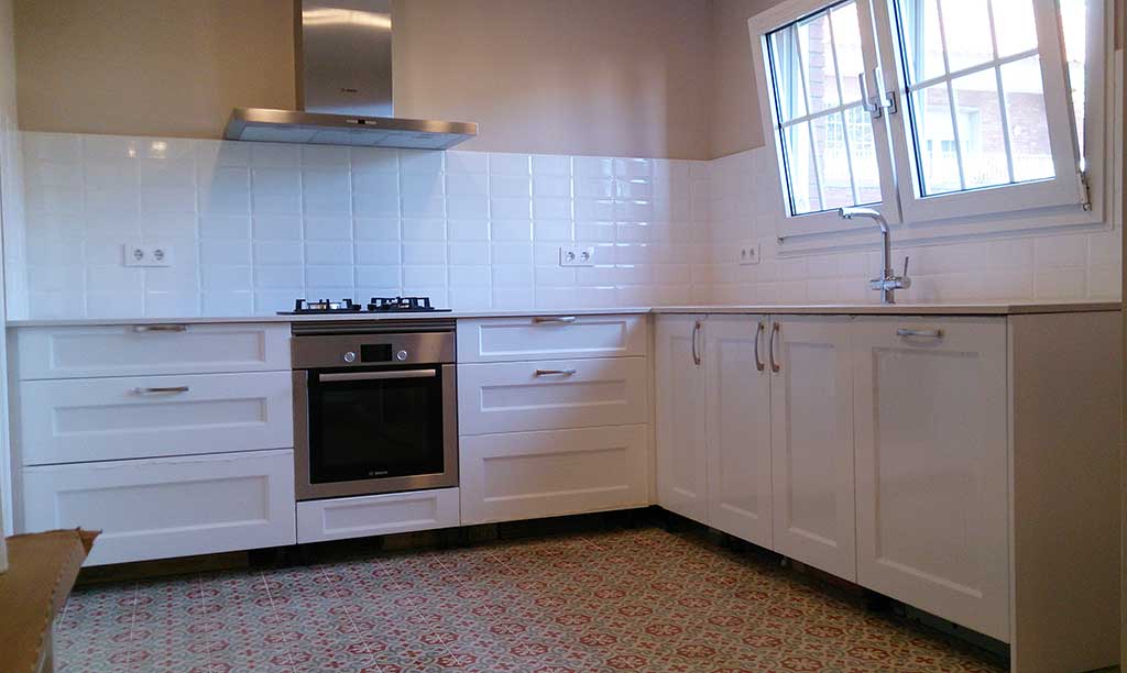 reforma de cocina en barcelona -sarria- primer plano reformas y obras