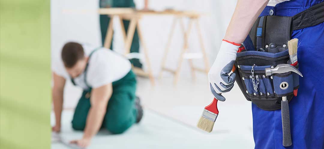 trabajadores de empresa de reformas integrales en Barcelona