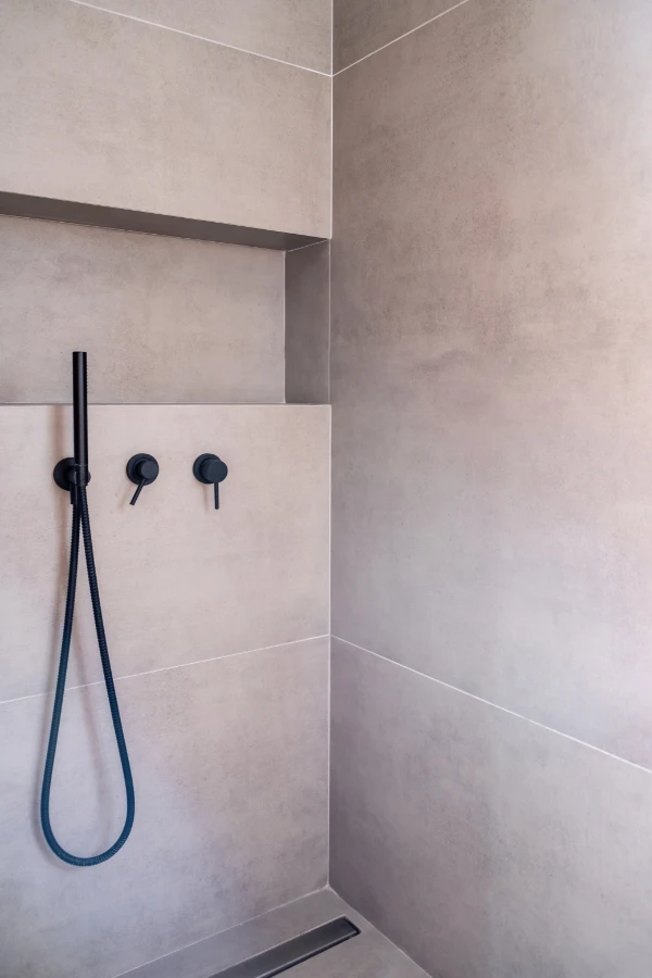 cambio de bañera por plato de ducha en Vila Olimpica Sant Martí - Renew Barcelona trabajamos en Pueblo Nuevo y Port Olimpic y Sant Martí de Provençals, La Verneda i la Pau, El Besòs i el Maresme y Provençals del Poblenou