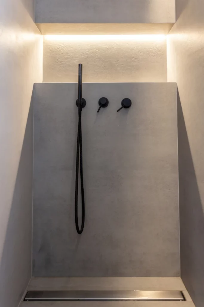 Cambio de Bañera por Ducha de micro cemento en Barcelona y Baix Llobregat ducha