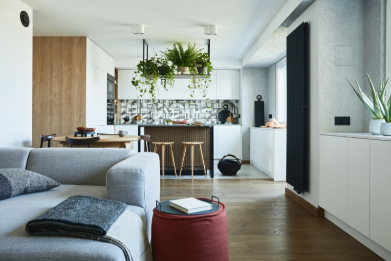 Reformas de cocinas y baños en Esplugues - Salón y cocina abiertos - Renew Barcelona